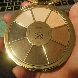 Tarte rainforest of the sea palette